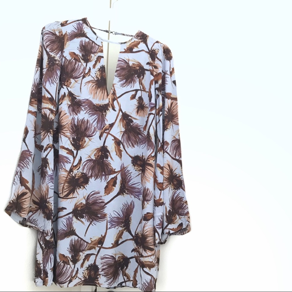 UO Kimchi Blue Bell Sleeve Dress - Picture 2 of 8